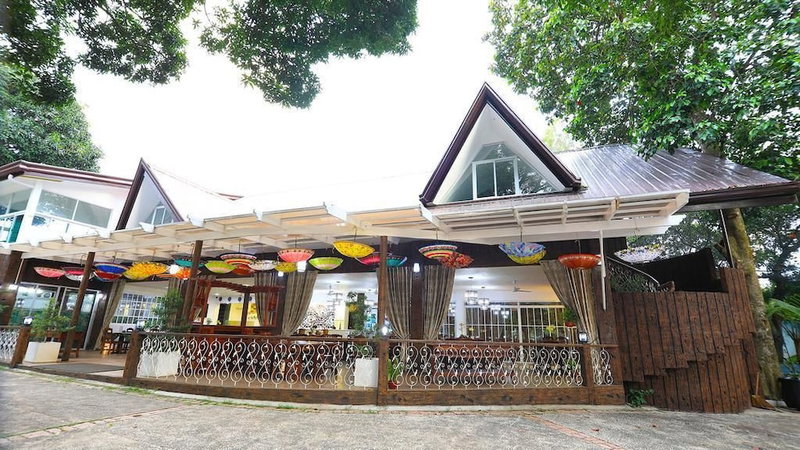 Luljettas Place Garden Suites, Angono, Filipinas