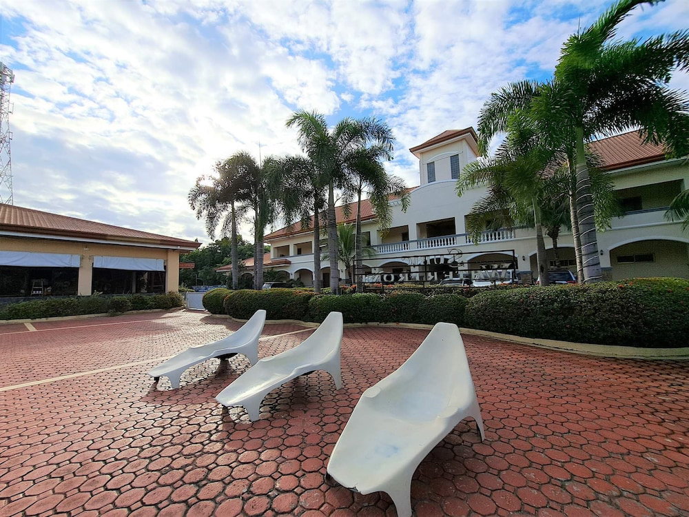 Subic Waterfront Resort And Hotel, Philippines