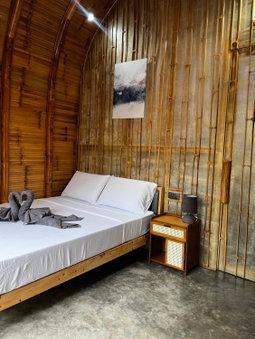 The Backyard Inn, Moalboal, Philippines