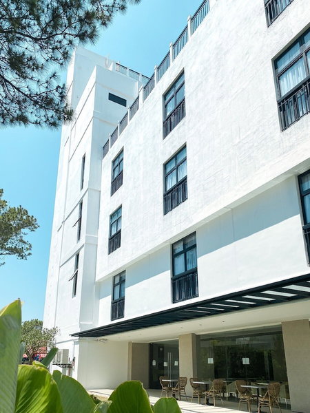 The Plaza Garden Hotel and Residences, Baguio, Philippines