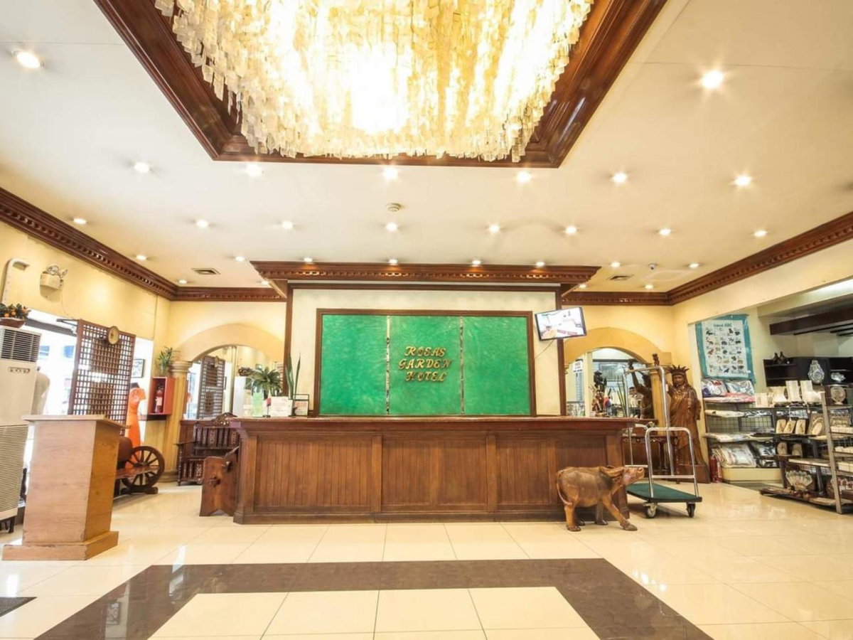 Hotel · Rosas Garden Hotel, Paco