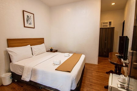 Kiwi Hotel, Mandaue City, Philippines