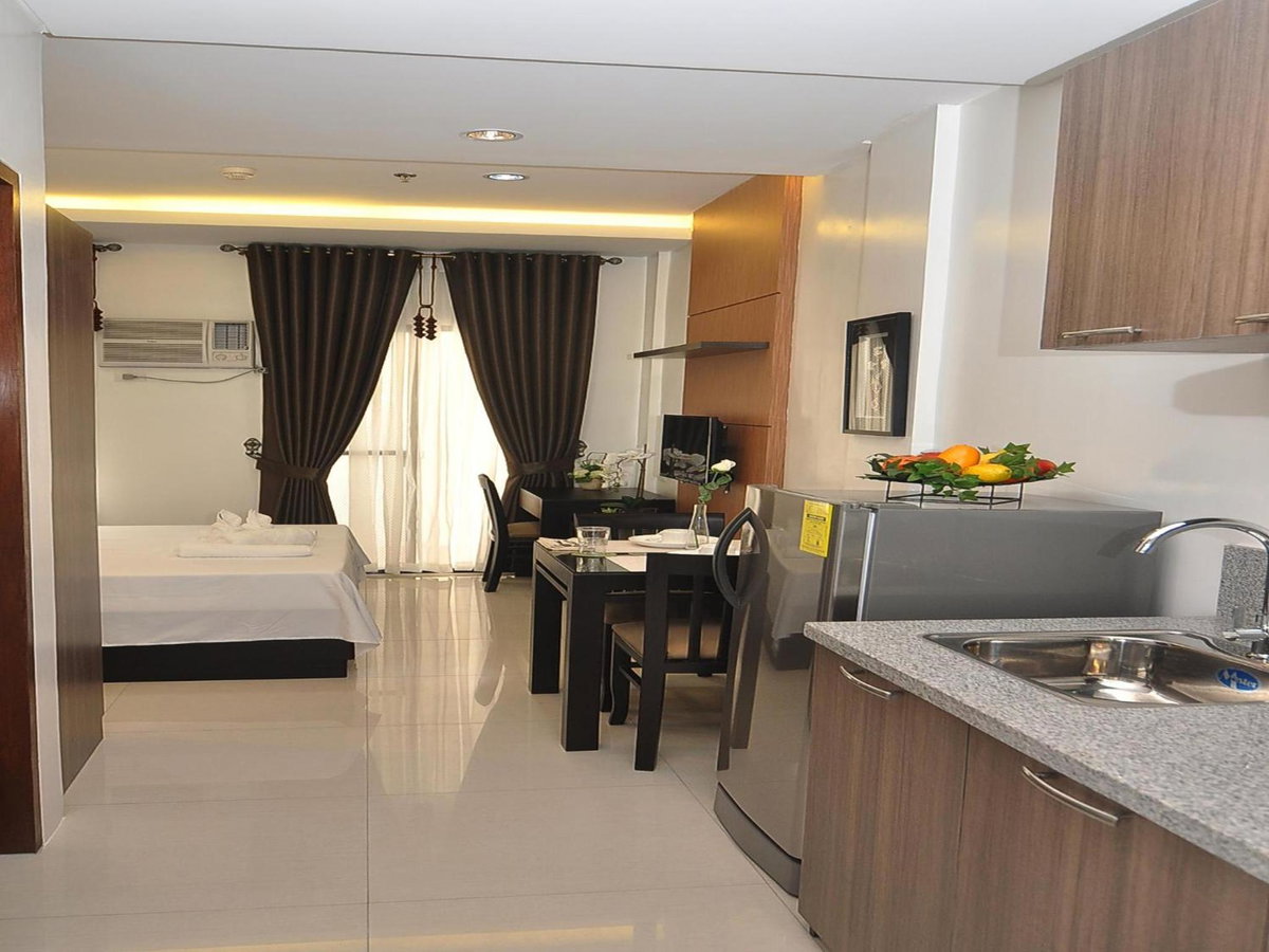Hotel · Rishan Village Residences, Angeles City