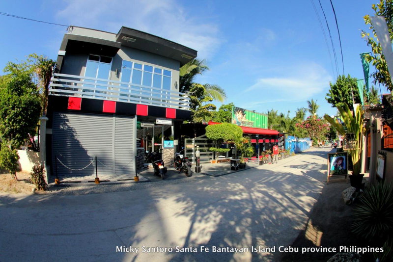 Micky Santoro Hotel & Restaurant, Bantayan, Philippines