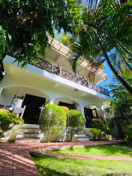 Nirvana Beach Resort, Boracay, Philippines