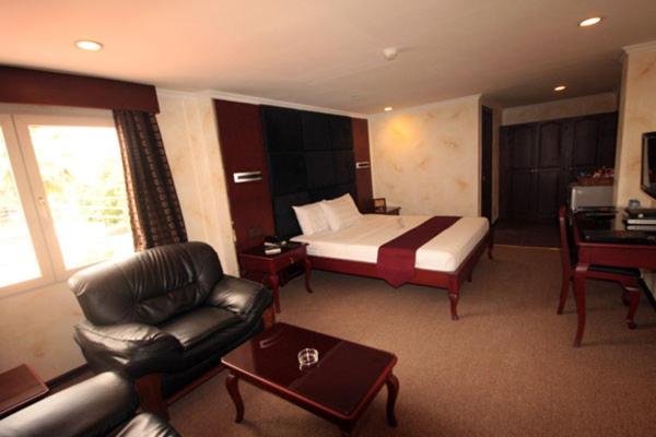 The Amsterdam Hotel, Angeles City, Philippines
