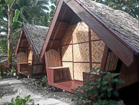 LHOYJEAN Garden Hostel, Loboc, Philippines