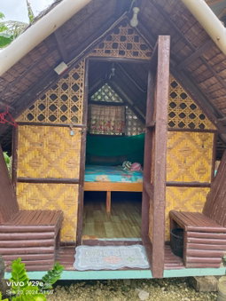 LHOYJEAN Garden Hostel, Loboc, Philippines