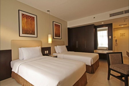 The B Hotel Alabang, Banco Filipino Homes, Filipinas