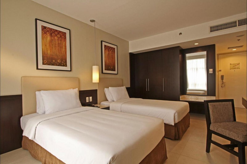 The B Hotel Alabang, Banco Filipino Homes, Filipinas