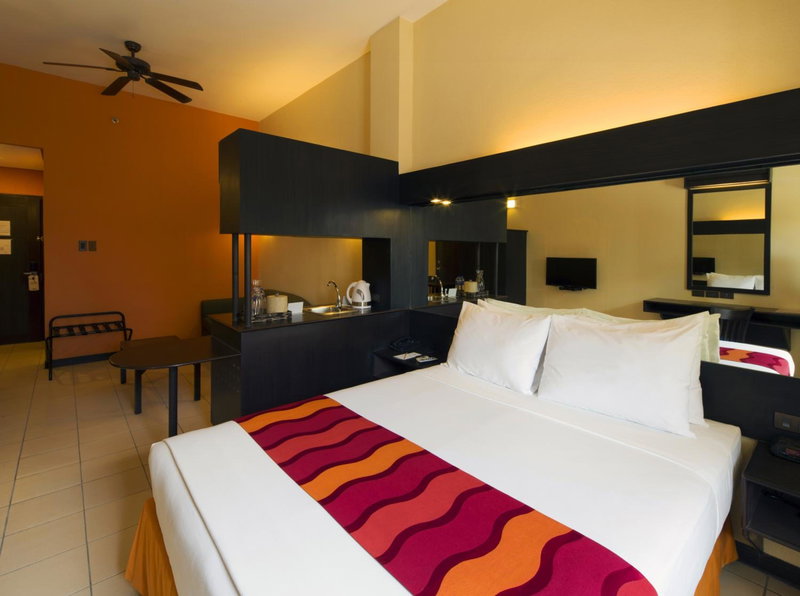 Microtel by Wyndham Davao, Davao City, Philippines