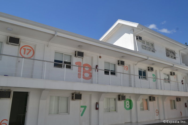 Islands Stay Hotels - Mactan, Lapu-Lapu City, Philippines