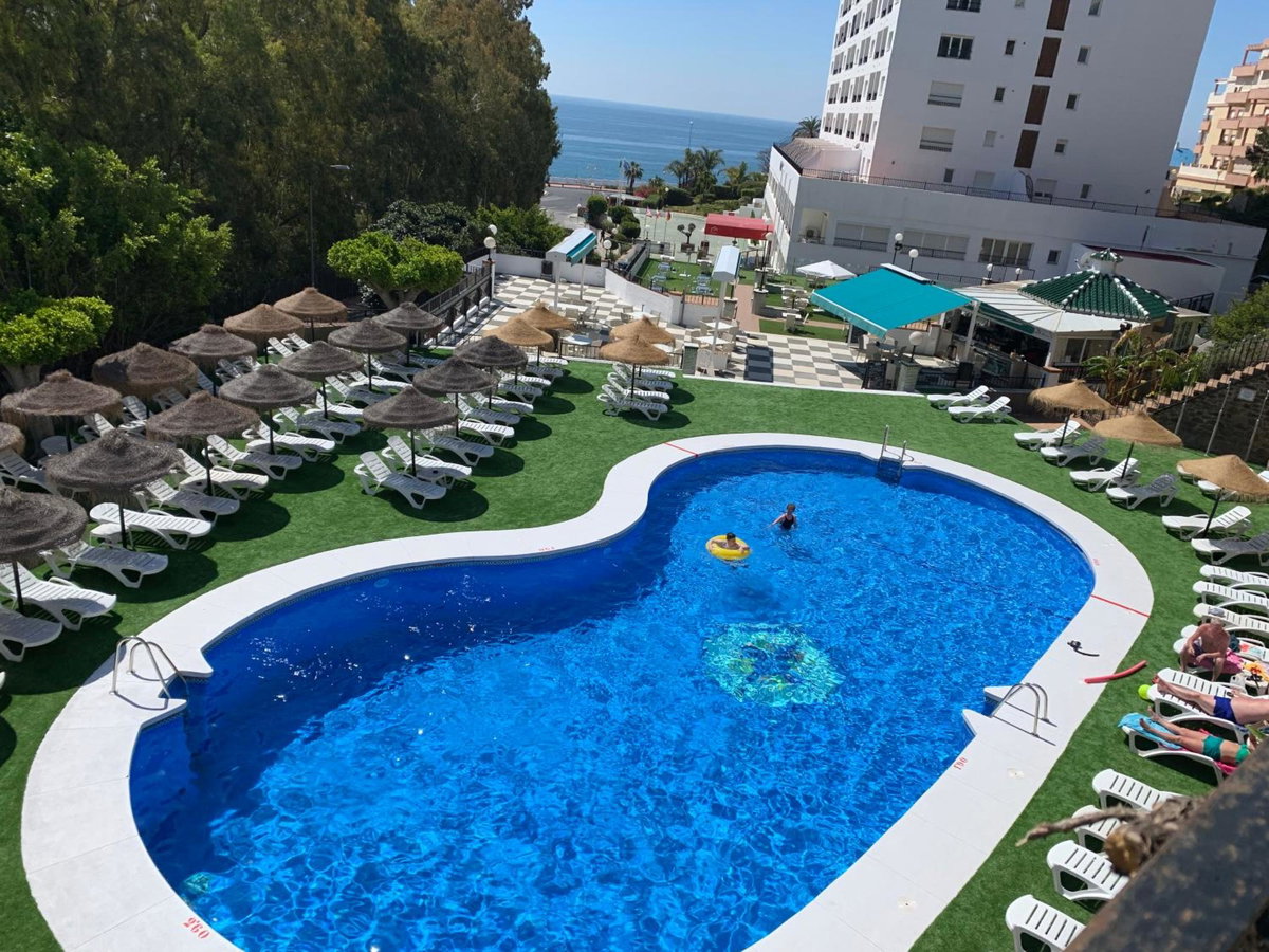 Hotel · First Flatotel International, Arroyo De La Miel