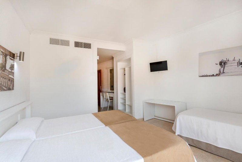 Hotel Kilimanjaro, Llucmajor, Spain