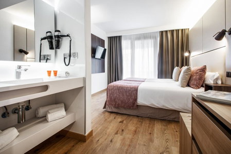 Pierre & Vacances Apartamentos Edificio Eurobuilding 2, Tetuan de las Victorias, Spain