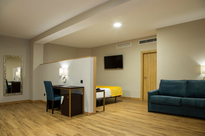 Hotel Zentral Mayoral, Toledo, Spain