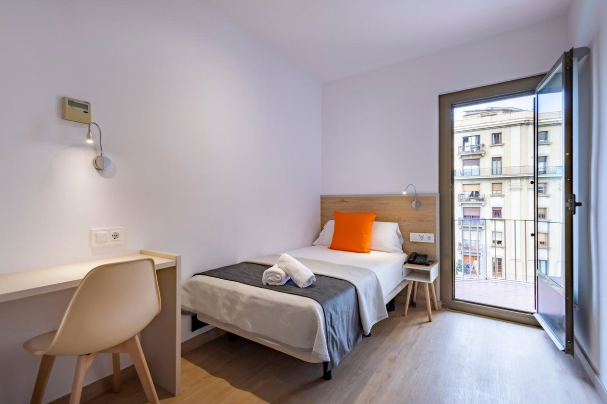 Hostal Sans, Spain
