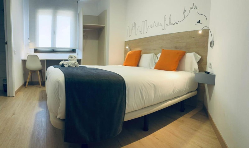 Hostal Sans, Sants, Spain
