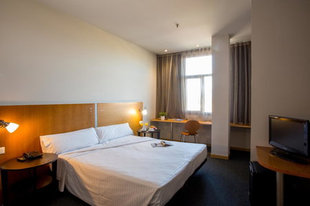 B&B HOTEL Barcelona Mollet Porta de Gallecs, Mollet del Valles, Spain
