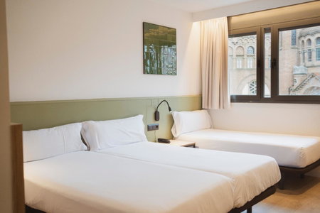 Hotel Sant Pau, el Camp de l'Arpa del Clot, Spain
