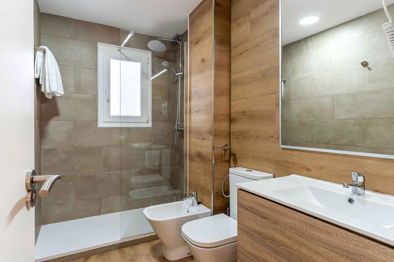 Aparthotel Bertrán, Vallcarca, Испания
