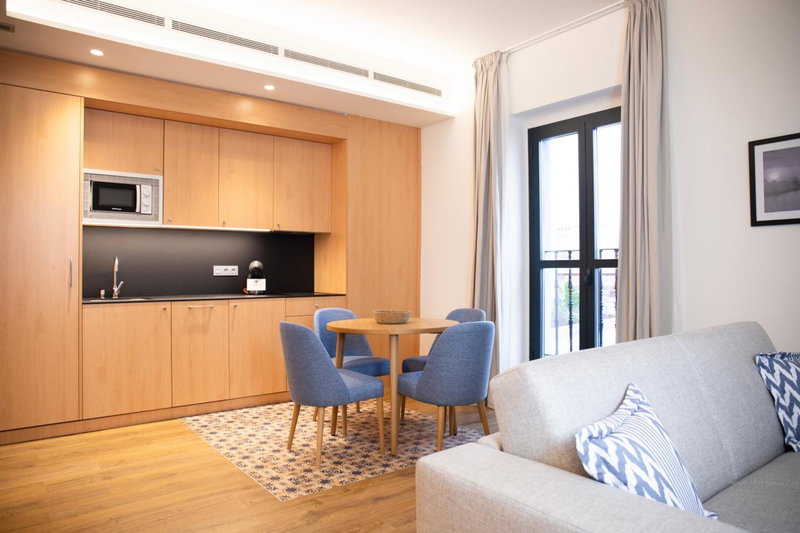 nQn Aparts & Suites Sevilla, Sevilla, Spain