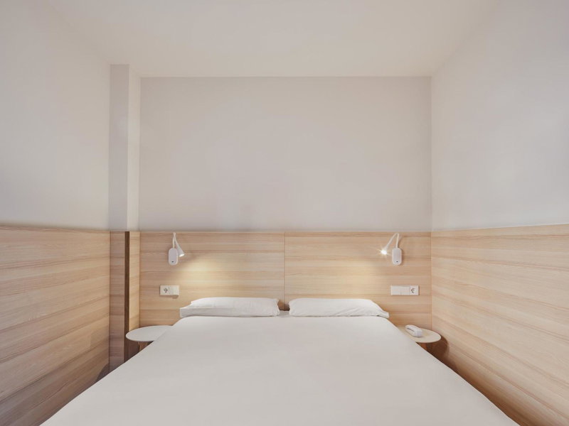 Hostal Lami, Esplugues de Llobregat, Spain