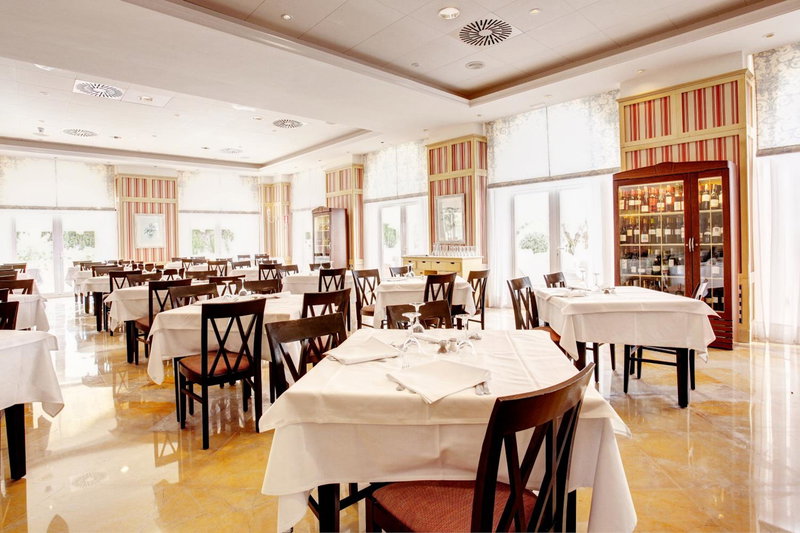 Grupotel Macarella Suites & Spa, Ciutadella, Spain