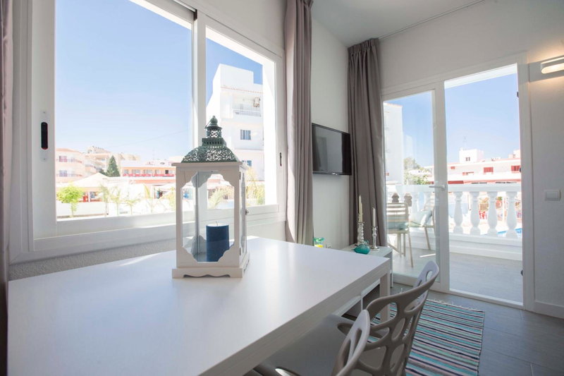 ENDLSS BEACH & DISCO HOTEL IBIZA Adults Only, Sant Antoni de Portmany, Spain
