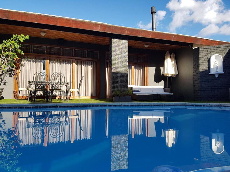 A' Queenslin Guesthouse, Paarl, South Africa
