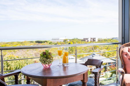 Stay At Friends, Bettyʼs Bay, South Africa