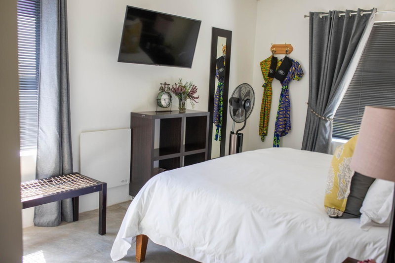 Stay At Friends, Bettyʼs Bay, South Africa