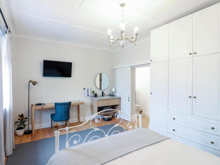 Whispering Oaks Guest House, George, South Africa