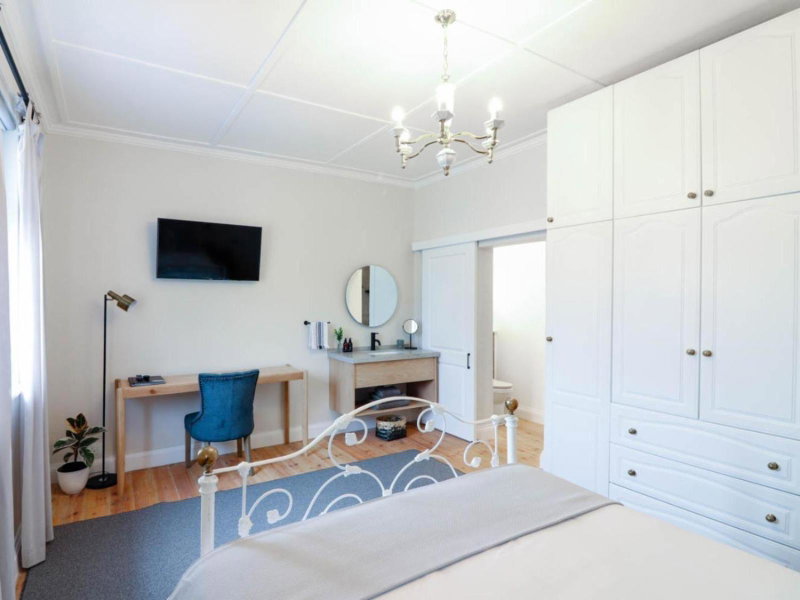 Whispering Oaks Guest House, George, South Africa