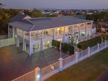 Oude Schuur Boutique Guesthouse, Hermanus, South Africa