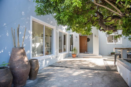 The Whale on Main B&B, Hermanus, South Africa