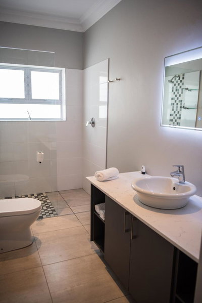 The Whale on Main B&B, Hermanus, South Africa