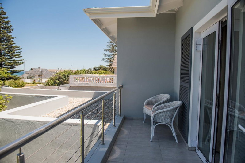 The Whale on Main B&B, Hermanus, South Africa