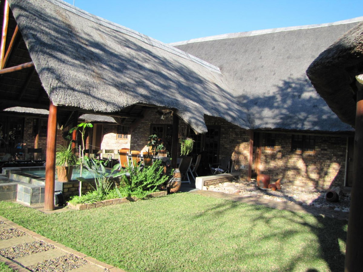 Hotel · SERENITY Du Bois Lodge, Komatipoort