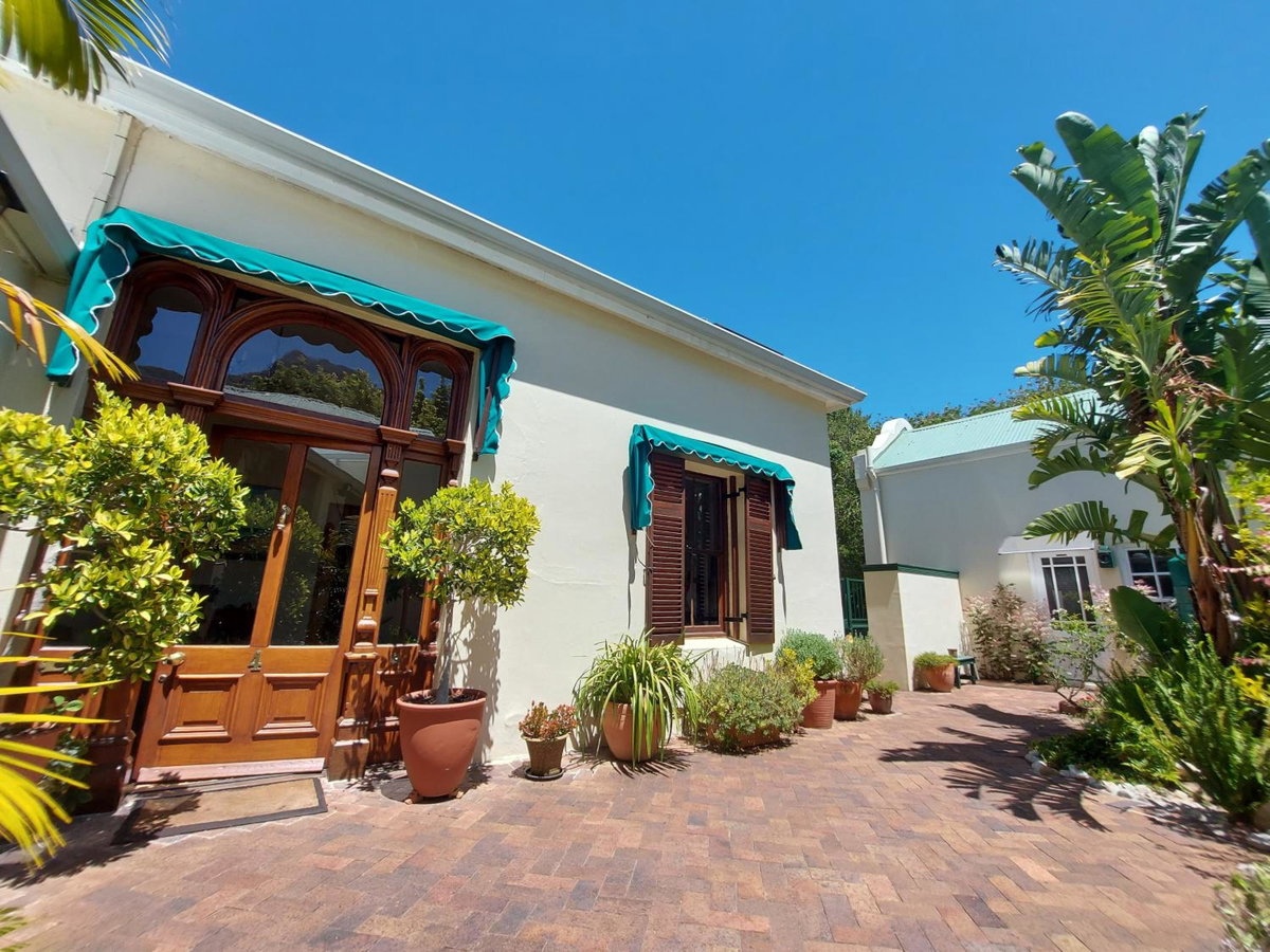 Hotel · Newlands Guest House, Rondebosch