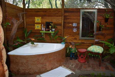 Wielewaal Bush Lodge, Komatipoort, South Africa