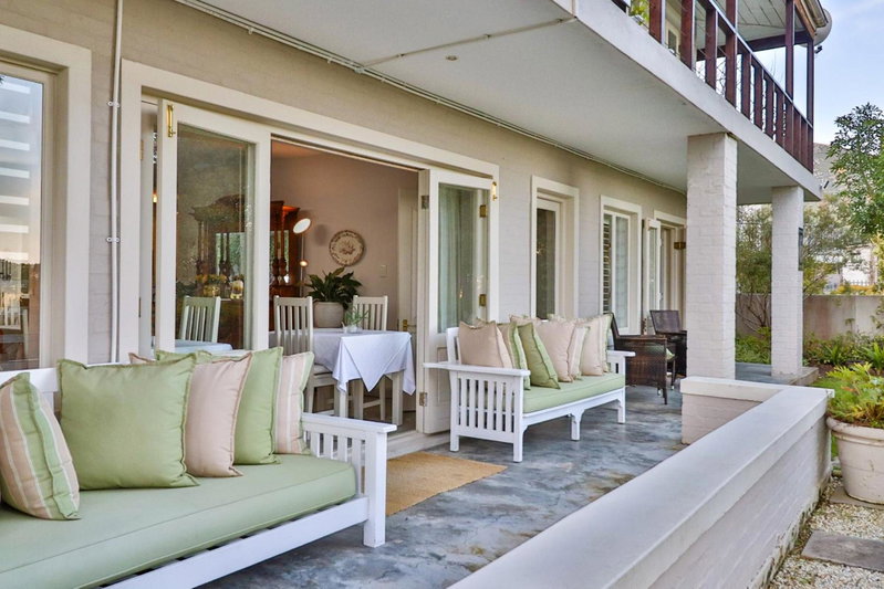 Hermanus Lodge on the Green - Solar Power, Hermanus, South Africa