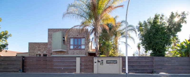 Earthbound Guest House, Oudtshoorn, South Africa