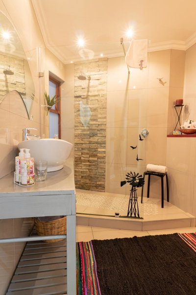 Earthbound Guest House, Oudtshoorn, South Africa