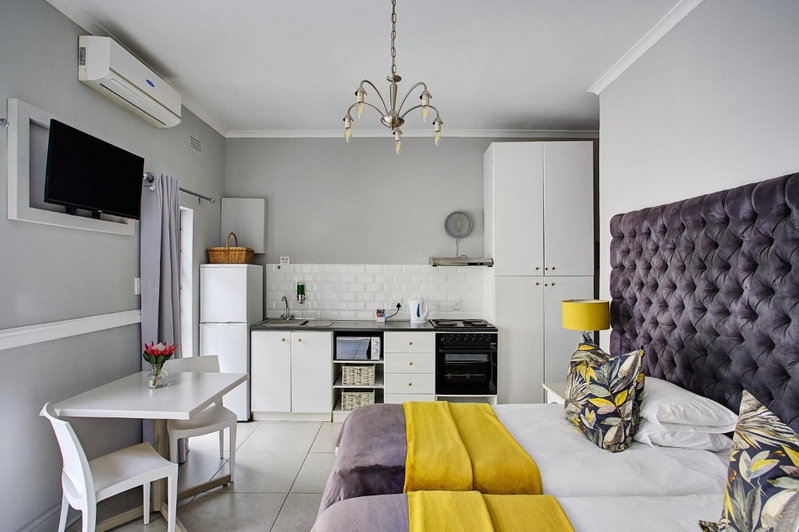 Leeuwenzee Guesthouse, Cape Town, South Africa