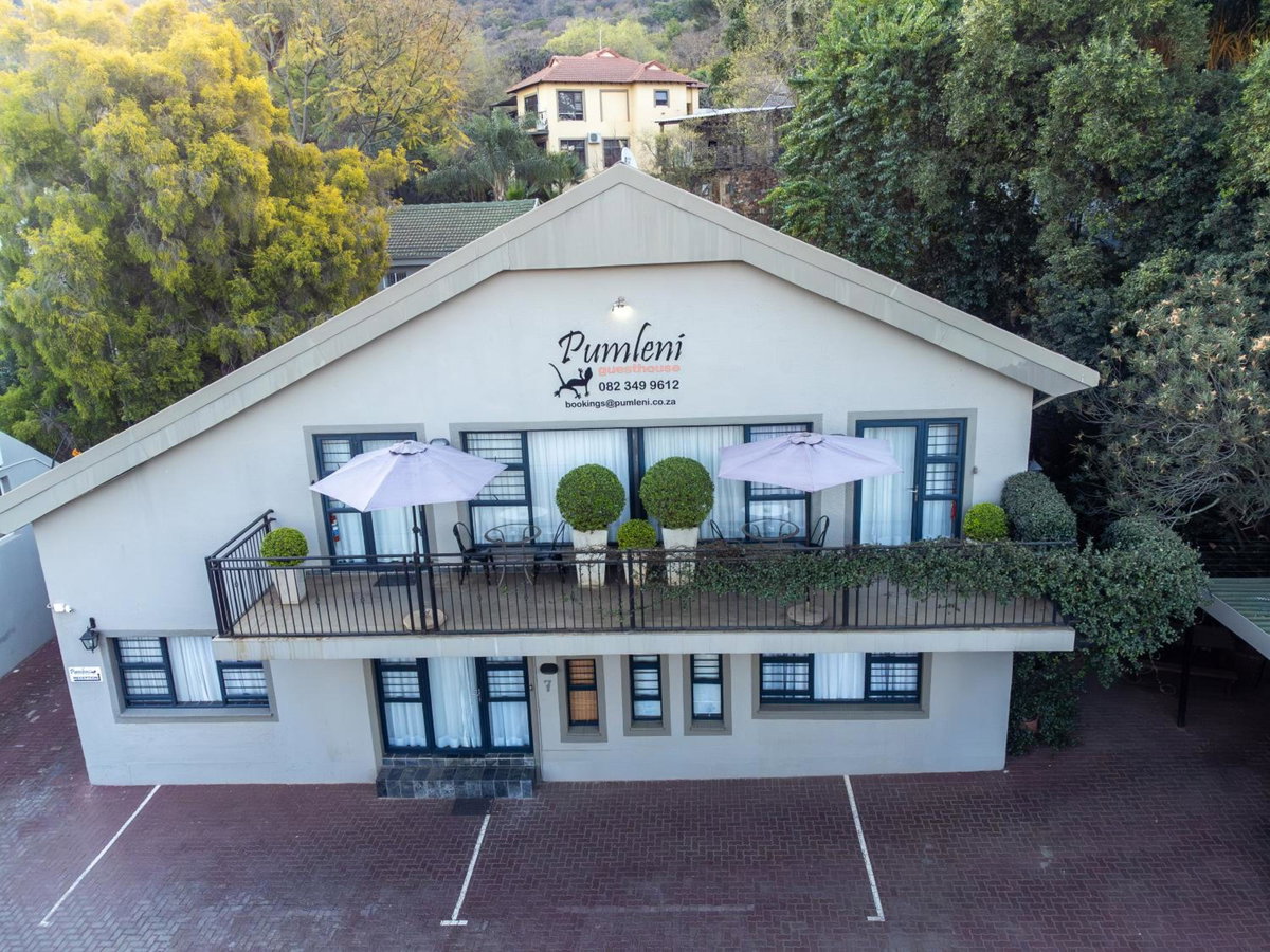 Hotel · Pumleni Guesthouse, Brits
