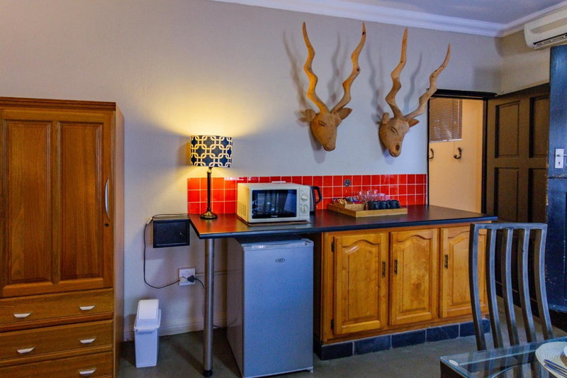 Pumleni Guesthouse, Brits, South Africa
