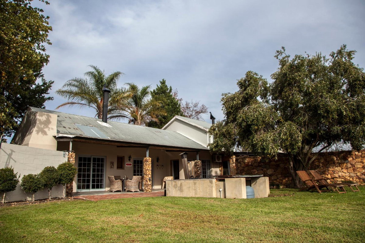 Bergsicht Country Farm Cottages, South Africa