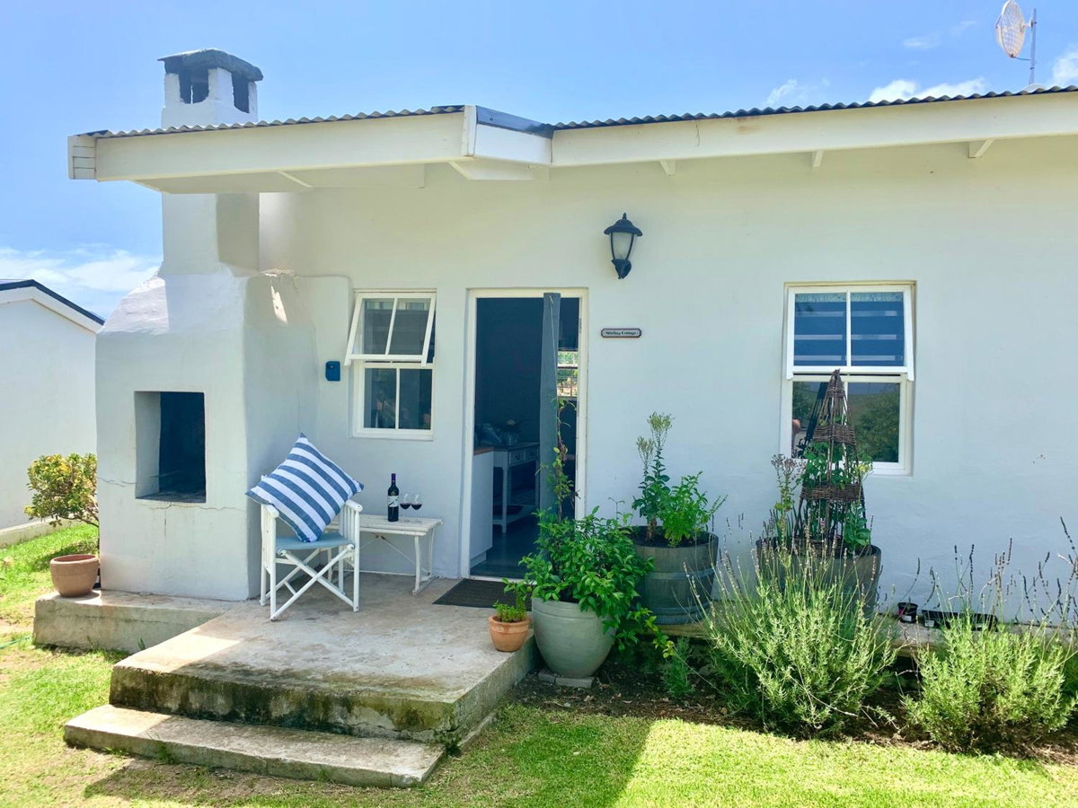 Hotel · Paul Wallace Wines & Cottages, Grabouw