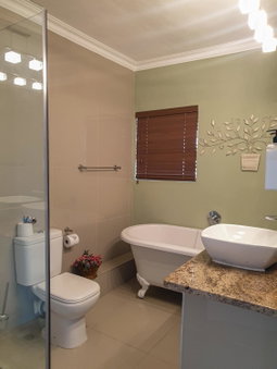 3ColoursBlue Guest House, Mossel Bay, South Africa